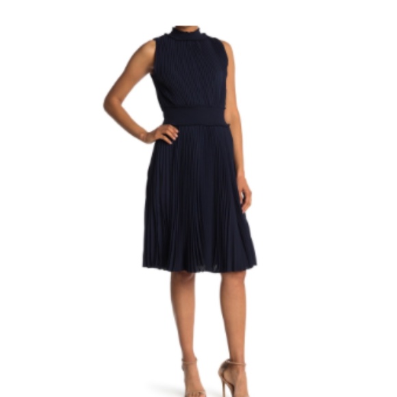 NANETTE LEPORE Pleated Sleeveless Dress Size 12 - Picture 3 of 14